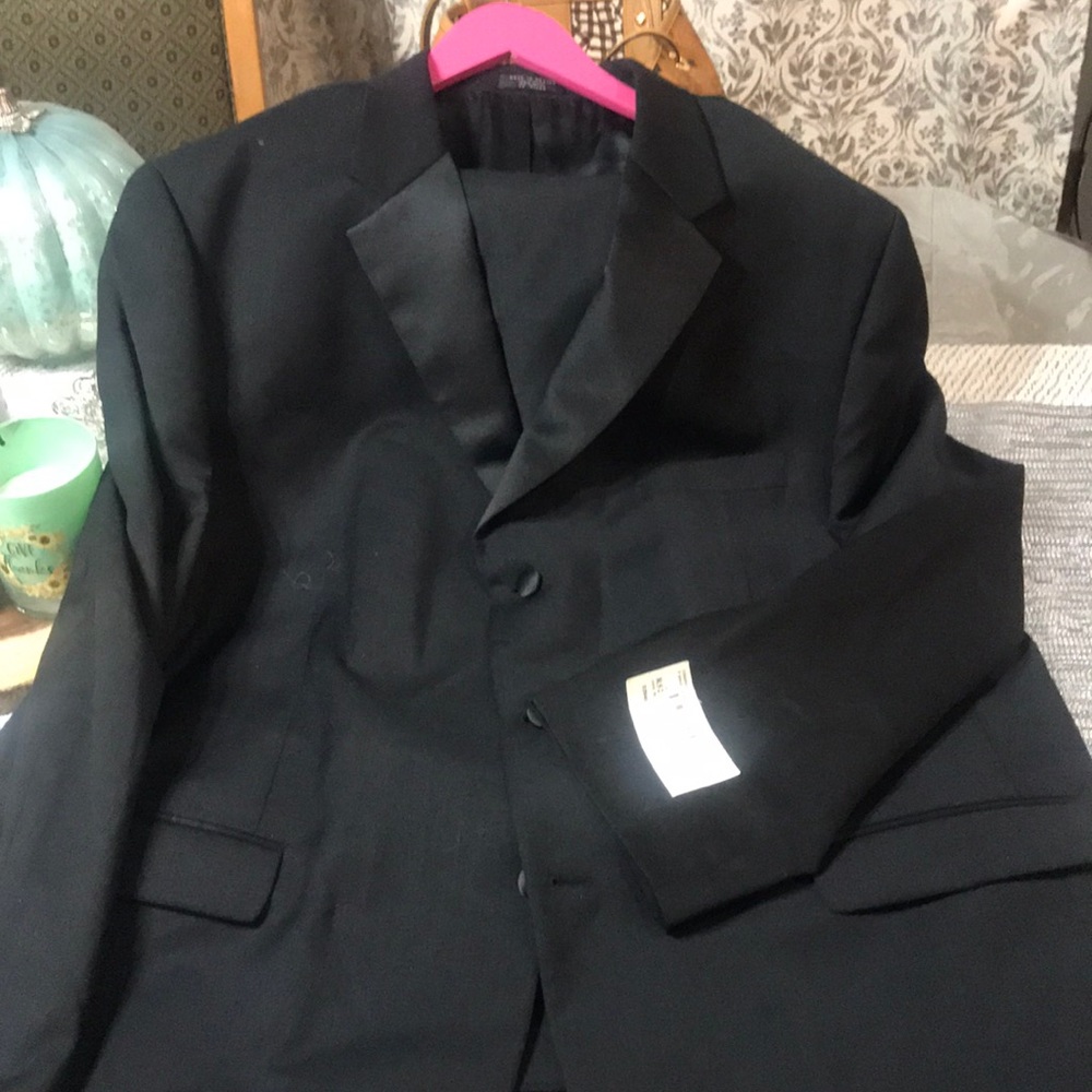 Men’s tuxedo